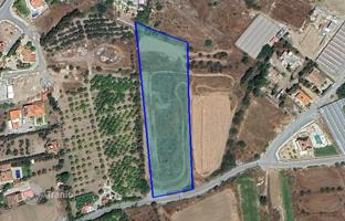 Land plot 7,855 m² in Pyrgos for 1,250,000 €