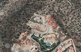 Land plot 1,281 m² in Pareklisia for 1,217,000 €