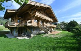 Three-level chalet with an indoor pool, Megeve, Alps, France for 34,000 € per week