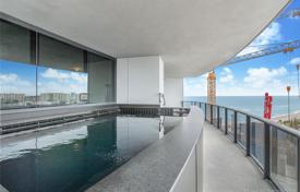 Luxury apartment with a parking, a terrace, a swimming pool and a ocean view, Sunny Isles Beach, USA for 3,363,000 €