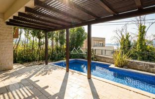 3-bedroom villa 240 m² in Tivat city for 840,000 €