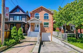 Townhome – East York, Toronto, Ontario,  Canada for C$1,828,000