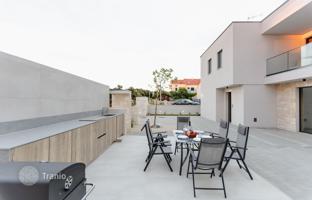 4-bedroom villa 232 m² in Pag for 850,000 €