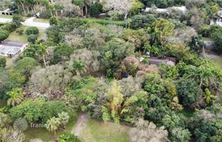 Land plot in Miami for $1,850,000