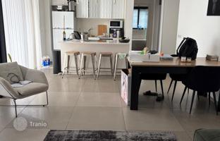 3-bedroom apartment 77 m² in Tel Aviv for $1,658,000