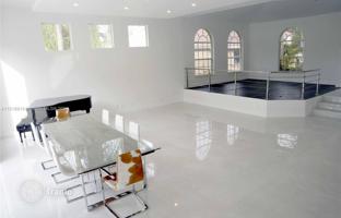 6-bedroom house 504 m² in Weston for $2,300,000