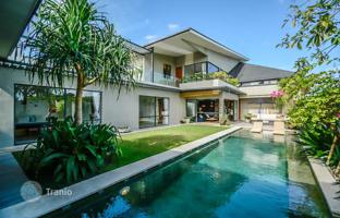 5-bedroom villa 280 m² in Tibubeneng for $850,000