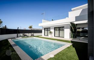 3-bedroom villa 233 m² in Torre Pacheco for 870,000 €