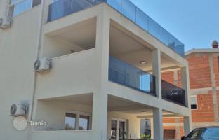 4-bedroom house 240 m² in Pašman for 620,000 €