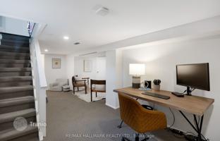12-bedroom townhouse in Old Toronto for 1,342,000 €