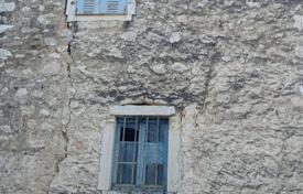 Agios Panteleimonas Traditional House For Sale North Corfu for 272,000 €