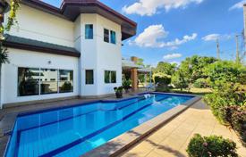2-story Pool House with 3 bedrooms, East Pattaya for $287,000