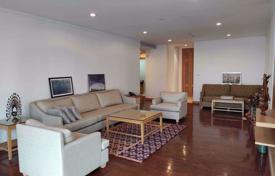 3-bedroom apartments in condo in Khlong Toei for $4,100 per week