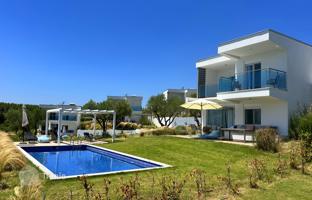 3-bedroom villa 115 m² in Sani for 410,000 €
