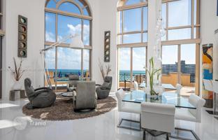 4-bedroom apartments in condo 446 m² in North Ocean Drive for $5,850,000