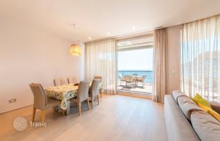 2-bedroom apartment 156 m² in Budva city for 1,200,000 €
