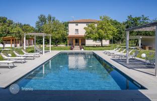 7-bedroom country house 300 m² in Arezzo for 1,800,000 €