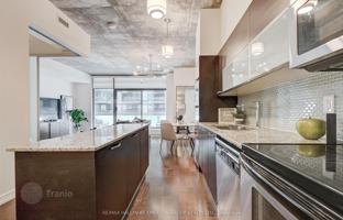 5-bedroom apartment in Old Toronto for C$1,021,000