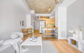 Apartment – Queen Street East, Toronto, Ontario,  Canada for C$631,000