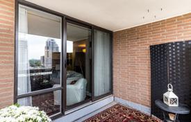 Apartment – Etobicoke, Toronto, Ontario,  Canada for C$789,000