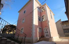 Four-storey house with a garage and a sea view, Split, Croatia for 1,100,000 €