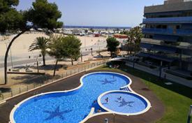 Three-bedroom apartment with direct access to the beach in Torredembarra, Catalonia, Spain for 479,000 €