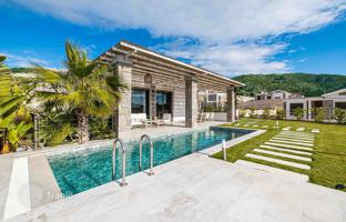 4-bedroom villa 303 m² in Gümüşlük for 36,153,000 TRY
