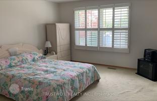 8-bedroom house in Scarborough for C$1,698,000