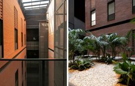 2-bedrooms apartment 103 m² in Barcelona, Spain for 575,000 €