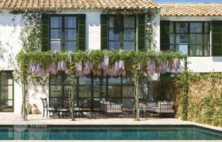 3-bedroom villa 371 m² in Marbella for 2,600,000 €
