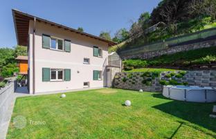 7-room villa in Lake Como for 399,000 €