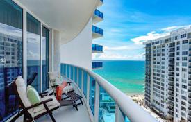 Comfortable apartment with ocean views in a residence on the first line of the beach, Hollywood, Florida, USA for $1,200,000