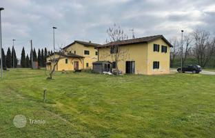 Land plot 760 m² in Pontedera for 900,000 €