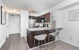 Apartment – Dupont Street, Old Toronto, Toronto,  Ontario,   Canada for C$738,000