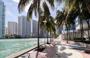 1-bedroom apartments in condo 79 m² in Miami for $459,000