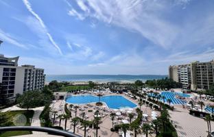 1-bedroom apartment 93 m² in Sunny Beach for 125,000 €