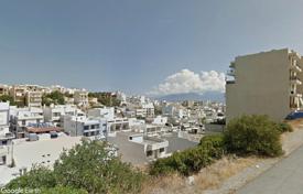 Building plot in Agios Nikolaos, can build 961 m² for 326,000 €