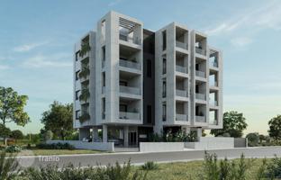 2-bedroom apartment 94 m² in Zakaki for 350,000 €