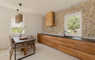 2-bedroom apartment 82 m² in Mali Losinj for 385,000 €