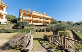 Beautiful ground floor apartment with high quality finishings in the new urbanization of Mirador del Golf for 465,000 €