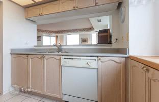 5-bedroom apartment in Etobicoke for C$827,000
