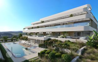2-bedroom apartment 93 m² in Estepona for 545,000 €