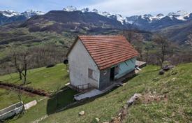 House with a view to the mountains and the canyon of the Moraca River, Kolasin. The land plot is about 15000 m². for 120,000 €