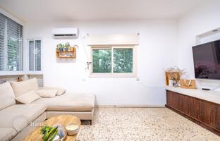 3-bedroom apartment 67 m² in Tel Aviv for $1,252,000