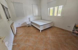 4-bedroom cottage 316 m² in Tala for 1,099,000 €