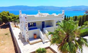 Two-storey house with a swimming pool just 30 m from the sea, Kavos, Peloponnese, Greece for 750,000 €