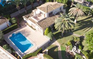 Equipped villa with lush Mediterranean garden, artificial pond and a pool, Javea, Spain for 800,000 €