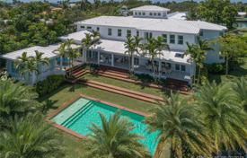 Magnificent seafront villa with a pool, a garage, a terrace and an ocean view, Key Biscayne, USA for $8,470,000