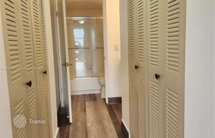 1-bedroom apartments in condo 70 m² in Miami for $399,000