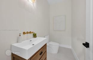 6-bedroom house 577 m² in Miami for $4,500,000